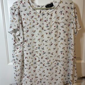 Premise White Floral Blouse